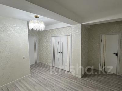 3-комнатная квартира · 82 м² · 2/5 этаж, Сатпаева 143/5 за 29 млн ₸