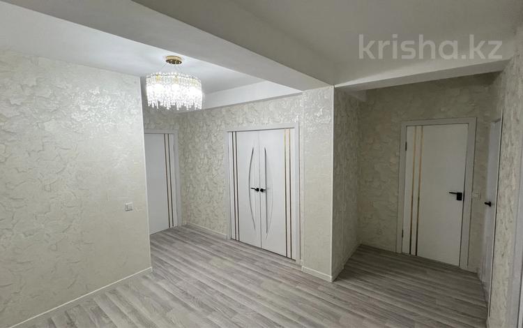 3-комнатная квартира · 82 м² · 2/5 этаж, Сатпаева 143/5 за 29 млн ₸ — фото 8