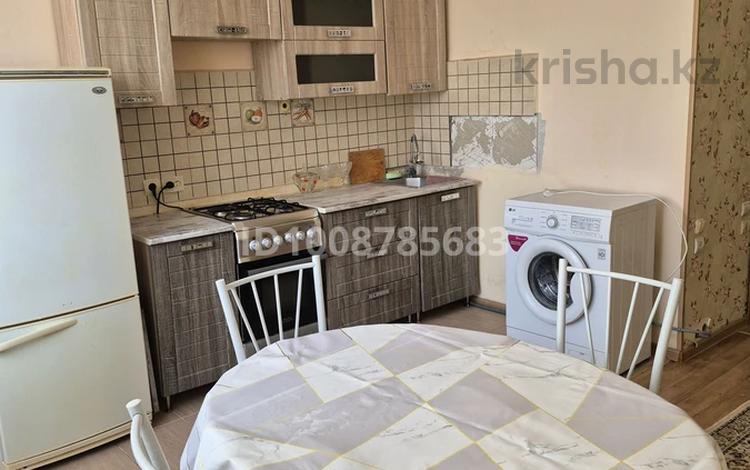 1-комнатная квартира · 45 м² · 1/5 этаж, мкр Нурсая, Проспект султана Бейбарса 28 — Рядом с Нурсая Спорт Кешены за 150 000 ₸ в Атырау — фото 13
