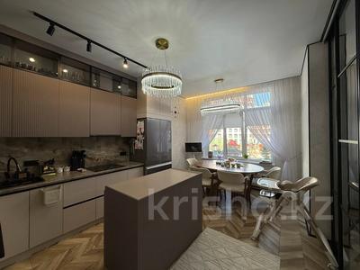 3-бөлмелі пәтер · 94 м² · 2/12 қабат, Керей и Жанибек хандар 44/1, бағасы: 86 млн ₸ в Астане, Есильский р-н