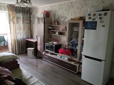 3-бөлмелі пәтер, 60 м², 2/4 қабат ай сайын, мкр №10 18 — Джандосова Берегового, бағасы: 280 000 〒 в Алматы, Ауэзовский р-н