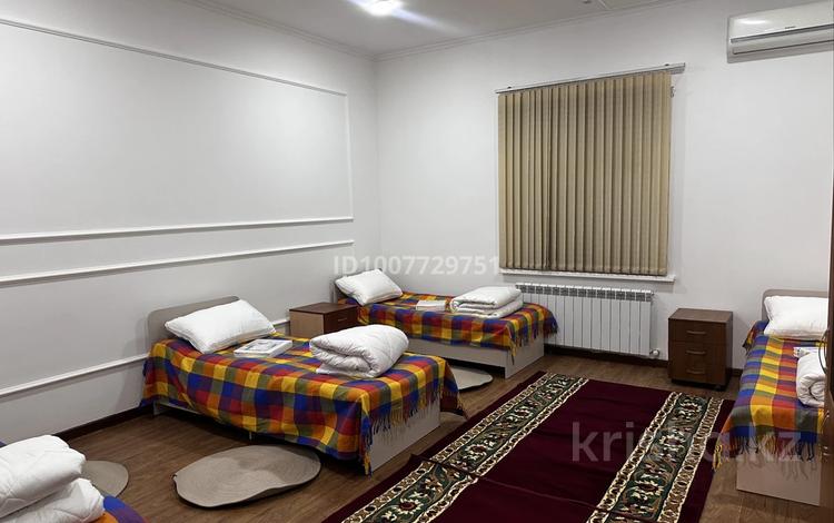 7 комнат · 180 м² · 1 этаж, Рашидова 36/10 за 30 000 ₸ в Шымкенте, Аль-Фарабийский р-н — фото 2