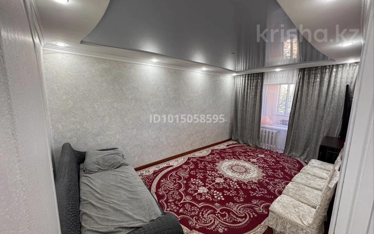 3-комнатная квартира · 60 м² · 2/2 этаж, 97квартал 2 за 14.8 млн ₸ в Балхаше — фото 2