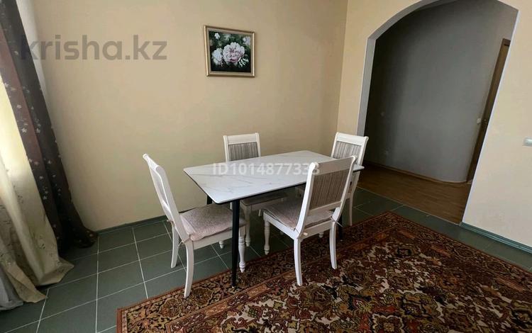 2-комнатная квартира · 73 м², Пр. Женис 5/1 за 280 000 ₸ в Астане, Сарыарка р-н — фото 2