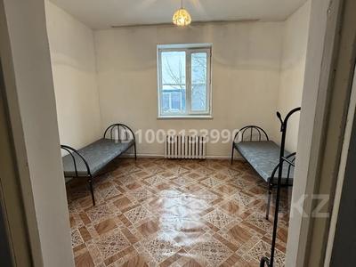 1 комната · 15 м² · 1/2 этаж, Жалын 31 31 — Пересечение улицы Дулатова за 70 000 ₸ в Астане, Сарыарка р-н