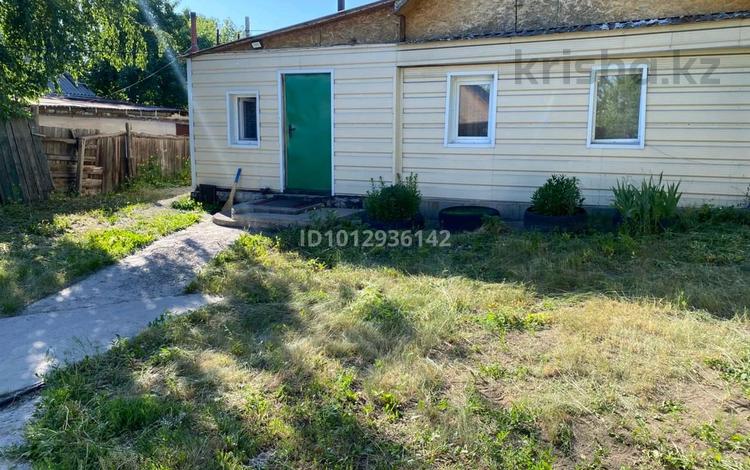 Жеке үй · 3 бөлме · 50 м² · 8 сот., Новосибирская 71а, бағасы: 13 млн ₸ в Усть-Каменогорске — фото 2
