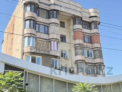 2-комнатная квартира · 45 м² · 4/6 этаж, 8 микрорайон 61а — Гостиница Шымкент- Арбат за 18.7 млн ₸