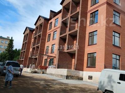 2-бөлмелі пәтер · 67 м² · 1/4 қабат, Мкр. БСХТ здание 24, бағасы: 23.5 млн ₸ в Щучинске
