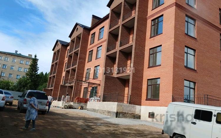 2-бөлмелі пәтер · 67 м² · 1/4 қабат, Мкр. БСХТ здание 24, бағасы: 23.5 млн ₸ в Щучинске — фото 2