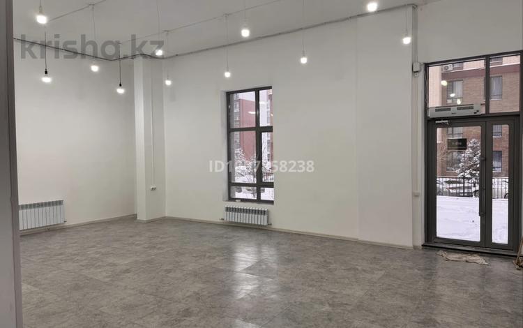 Свободное назначение, офисы, магазины и бутики, общепит, салоны красоты, медцентры и аптеки, образование, развлечения · 138 м² за 187 млн 〒 в Астане, Нура р-н — фото 2