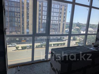1-бөлмелі пәтер · 61.2 м² · 5/10 қабат, мкр Строитель, Ульяны Громовой 18, бағасы: 20 млн ₸ в Уральске
