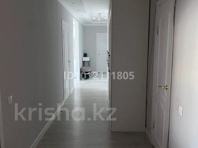 4-комнатная квартира · 123 м² · 5/9 этаж, Бараева 25 за 63 млн 〒 в Астане, р-н Байконур