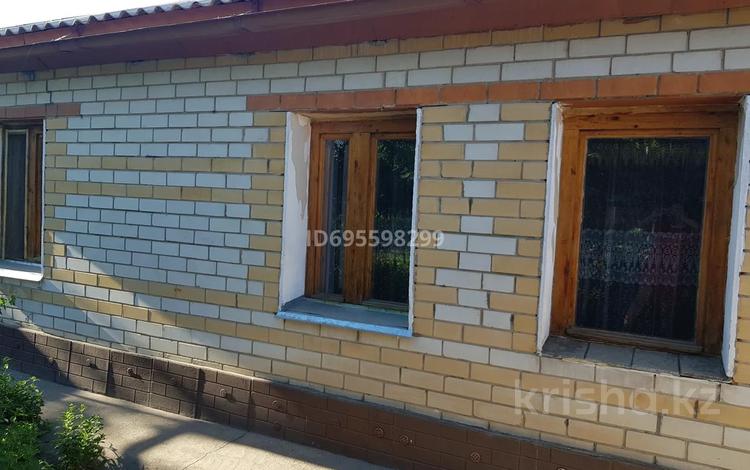 Часть дома · 3 комнаты · 83.3 м² · 9 сот., Широкая 67 за 20 млн ₸ в Семее — фото 2