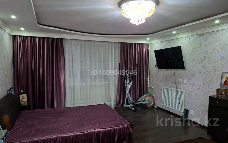 3-комнатная квартира · 90 м² · 1/3 этаж, Абая 49-а за 40 млн ₸ в Жезказгане — фото 2