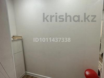 1-комнатная квартира · 34 м² · 3/6 этаж, 17-й мкр 90 — 17 шағын аудан 90 дом , қаланың қақ ортасында орналасқан, мектеп , балабақша, поликлиника Ясин, супермаркеттер, орналасқан, өте қолайлы жерде жолдың бойында орналасқан дом, 1 бөлмелі пәтер, ремонты свежый жақында толықтай ремонттан өткен за 11.5 млн 〒 в Актау