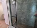 3-комнатная квартира · 70 м² · 4/8 этаж, Розыбакиева за 98 млн ₸ в Алматы, Бостандыкский р-н — фото 10