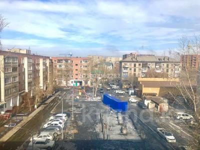 Аренда квартир в Абай обл.: 2-комнатная квартира · 52 м² · 5/5 этаж, Ак.Павлова 105 — Акимата за 180 000 〒 2-комнатная квартира · 52 м² · 5/5 этаж, Ак.Павлова 105 — Акимата за 180 000 〒 в Семее
