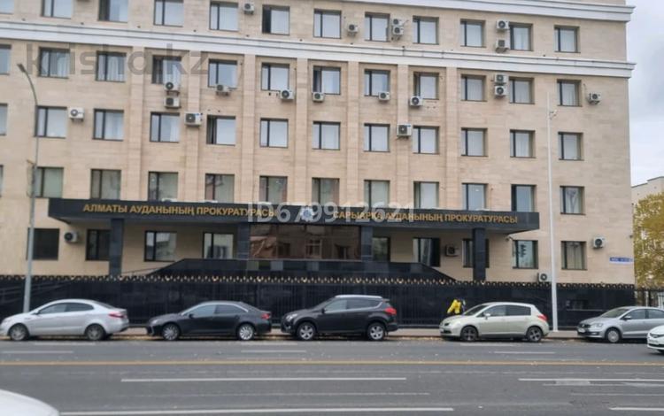 Магазины и бутики · 10 м² за 100 000 ₸ в Астане, Сарыарка р-н — фото 2