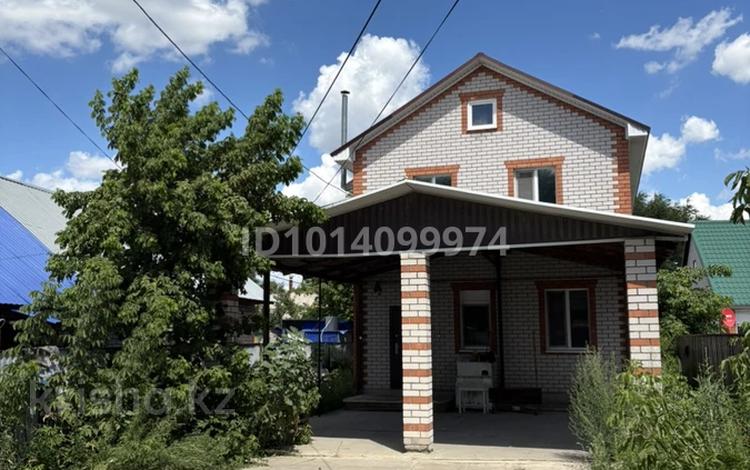 Жеке үй · 3 бөлме · 160 м² · 4 жүзд., Некрасова 186Б — Байганина и Некрасова, бағасы: 28 млн ₸ в Актобе, мкр. Курмыш — фото 2