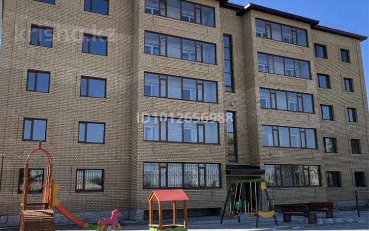 3-комнатная квартира · 70 м² · 4/5 этаж, Молодежная 21 — Амре Кошубаева за 38 млн ₸ в Семее — фото 2