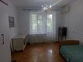4-бөлмелі пәтер · 86 м² · 2/4 қабат, ул. Кунаева 135 — Около памятника Виктору Цою, бағасы: 500 000 ₸ в Алматы, Медеуский р-н — фото 2