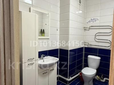 2-бөлмелі пәтер · 40 м² · 5/10 қабат, Ақсай-1 ш/а. — Сайна, бағасы: 15 000 ₸ в Алматы, Ауэзовский р-н