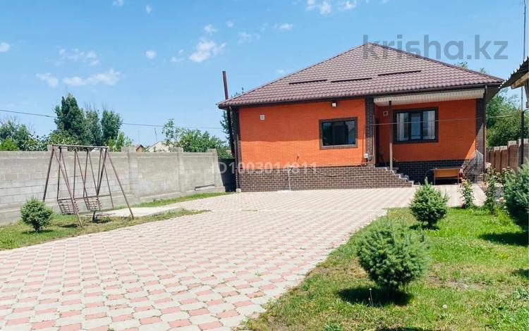 Отдельный дом · 4 комнаты · 192 м², Омирзак акын 36 — Омирзак акын - макатаева за 60 млн ₸ в Узынагаш — фото 2