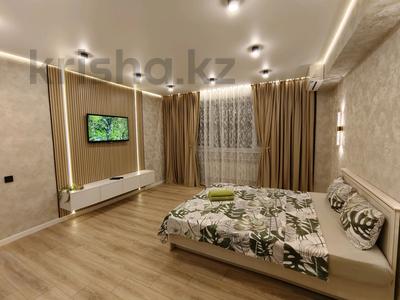 1-комнатная квартира · 55 м² · 6/9 этаж, мкр Шугыла 340/4 — Абая-Алатау за 18 000 ₸ в Алматы, Наурызбайский р-н