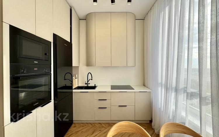 2-комнатная квартира · 56.5 м² · 17/18 этаж, Е-36, E-15 2, 4, 5, 9, 11 за 48 млн ₸ в Астане, Нура р-н — фото 2