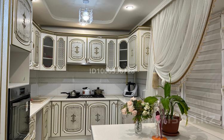 3-комнатная квартира · 113 м² · 6/6 этаж, 32А мкр 19 за 35 млн ₸ в Актау — фото 2