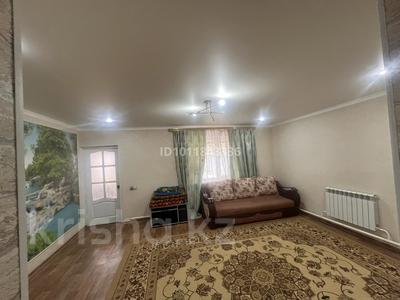 Жеке үй · 4 бөлме · 80 м² · 8 жүзд., Ск ромашка 23 23 — Рн ГМЗ ориентир ул Костанайская конец, бағасы: 12 млн ₸ в Актобе
