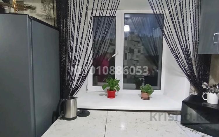 3-комнатная квартира · 90 м² · 4/4 этаж, Студенческий переулок 1 за 20 000 ₸ в Катарколе — фото 2