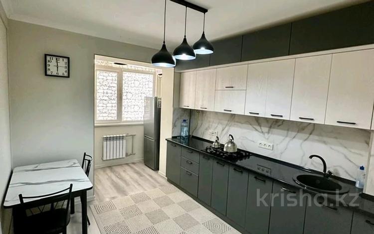 1-комнатная квартира, 40 м², 5/5 этаж, 19-й мкр 36 за 12.2 млн 〒 в Актау, 19-й мкр — фото 2