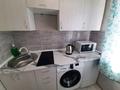 1-комнатная квартира · 34 м² · 3/5 этаж, Пришахтинск, 22 й микрорайон — Супермаркет Корзина за 10 000 ₸ в Караганде, Алихана Бокейханова р-н — фото 2