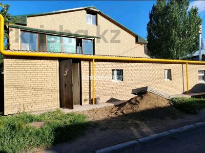 Часть дома · 5 комнат · 280 м², мкр Шубар, Жанатай Шарденова (Теневая) 1 — Алимхана Ермекова (Светлая) за 2.9 млн 〒 в Астане, Есильский р-н