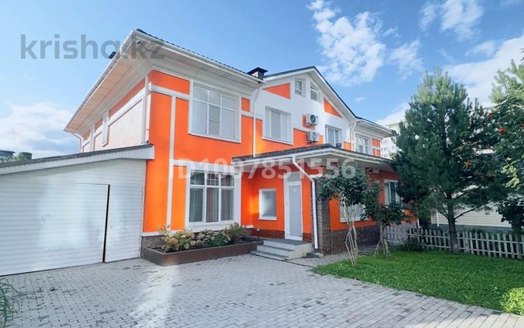 Үйдің бір бөлігі · 7 бөлме · 300 м² · 5 сот., Мереке 18, бағасы: 330 млн 〒 в Астане, Есильский р-н — фото 2