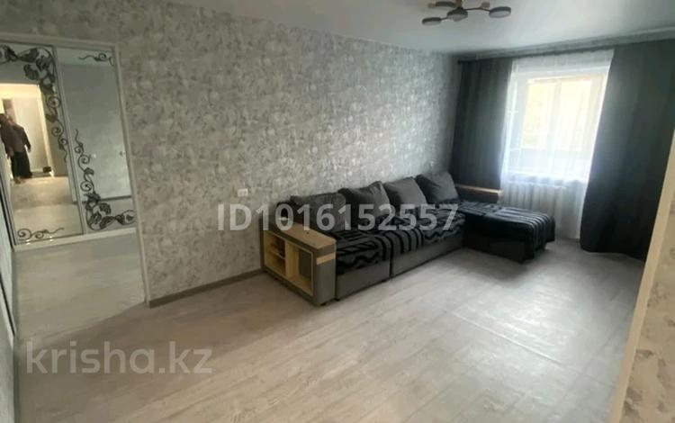 2-комнатная квартира · 45 м² · 2/5 этаж, мкр Юго-Восток, Мкр Юго-Восток, 29й микрорайон за 230 000 ₸ в Караганде, Казыбек би р-н — фото 2