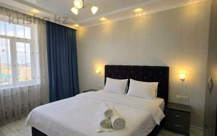 2-комнатная квартира · 56 м² · 11/12 этаж, 16-й мкр 56 за 12 000 ₸ в Актау — фото 2