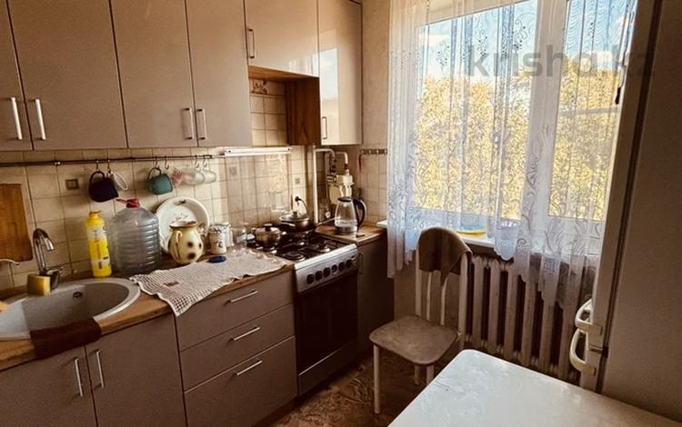 3-комнатная квартира · 62 м² · 3/5 этаж, М.Жумабаева 102 за 180 000 ₸ в Петропавловске — фото 2