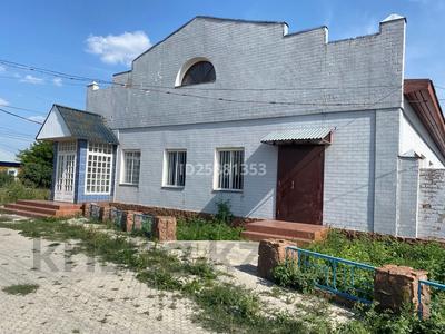 Продажа коммерческой недвижимости в Абай обл.: Магазины и бутики · 200 м² за 50 млн 〒 Магазины и бутики · 200 м² за 50 млн 〒 в Семее