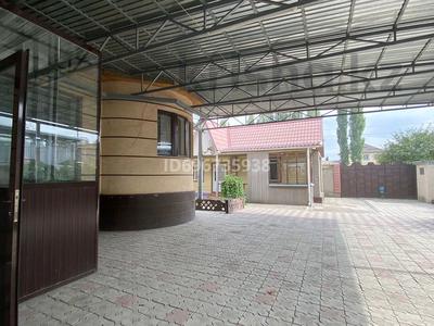 Жеке үй · 6 бөлме · 170 м² · 10 жүзд., Байзак батыр 283в, бағасы: 50 млн ₸ в Таразе