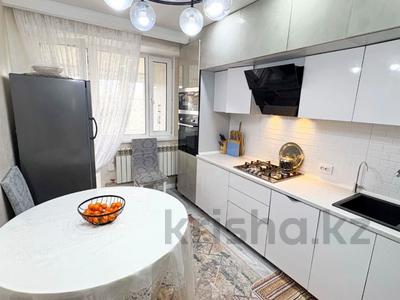 3-комнатная квартира · 68 м² · 5/5 этаж, самал за 21.5 млн 〒 в Талдыкоргане, мкр Самал