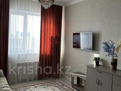 1-комнатная квартира, 43 м² помесячно, Кабанбай батыра 29 за 200 000 〒 в Астане, Есильский р-н