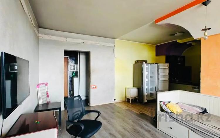 2-бөлмелі пәтер · 50 м² · 18/19 қабат, Брусиловского, бағасы: 26.5 млн ₸ в Алматы, Бостандыкский р-н — фото 2