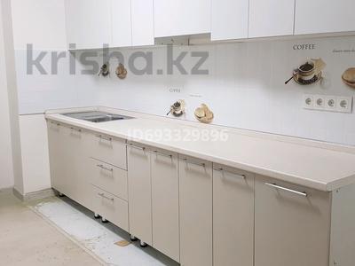 2-бөлмелі пәтер, 47 м², 5/6 қабат, мкр Шугыла, жунисова 2/13, бағасы: 23.9 млн 〒 в Алматы, Наурызбайский р-н