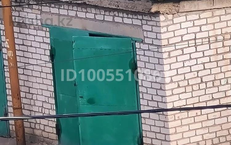 Гараж · Назарбаева — Площадь Маншук Мамедова, бағасы: 5 млн ₸ в Уральске — фото 2