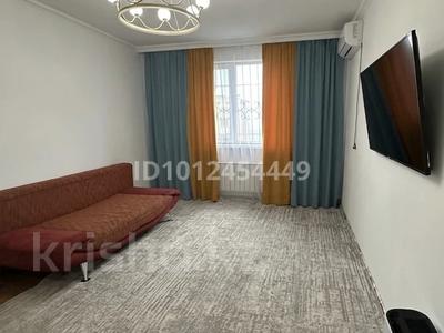 2-комнатная квартира · 60 м² · 12/12 этаж, мкр Акбулак, Байтерекова 105 — Момышулы Алматы арена за 32 млн 〒 в Алатауский р-н