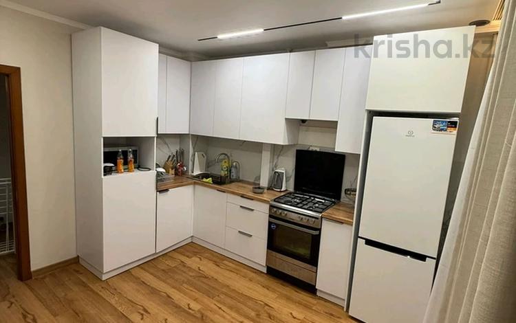 3-бөлмелі пәтер · 75 м² · 1/9 қабат, мкр Аксай-2 35 — Момушулы - Елемесова, бағасы: 51 млн ₸ в Алматы, Ауэзовский р-н — фото 3