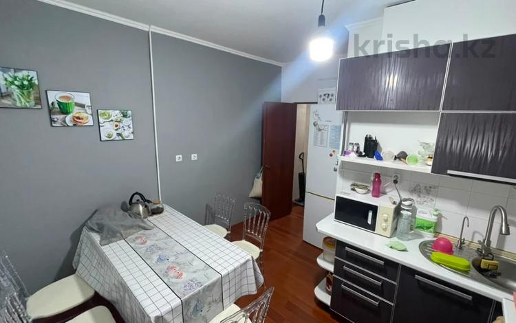 3-комнатная квартира · 83.6 м² · 5/5 этаж, Нурсая 84 за 25 млн ₸ в Атырау — фото 2