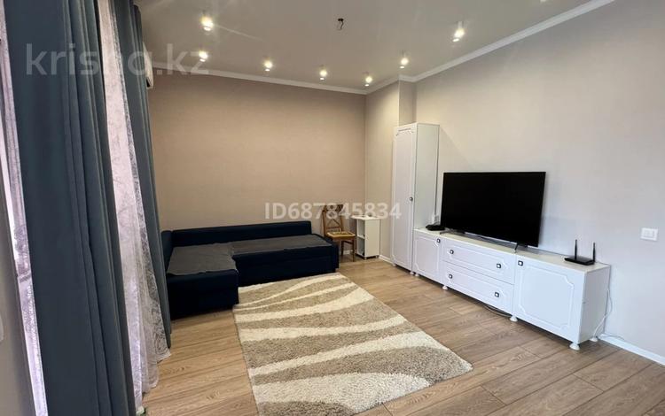 2-комнатная квартира · 53 м² · 12/20 этаж, Проспект шахтеров 52Б за 280 000 ₸ в Караганде, Казыбек би р-н — фото 11